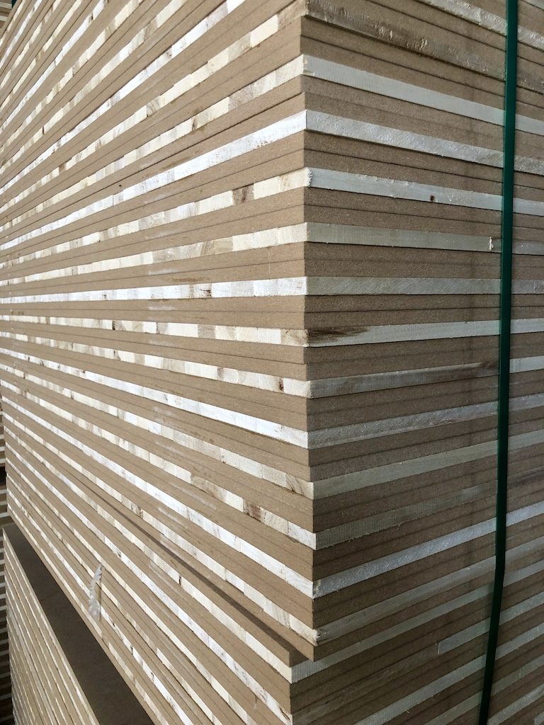 HDF and blockboard sandwich panel